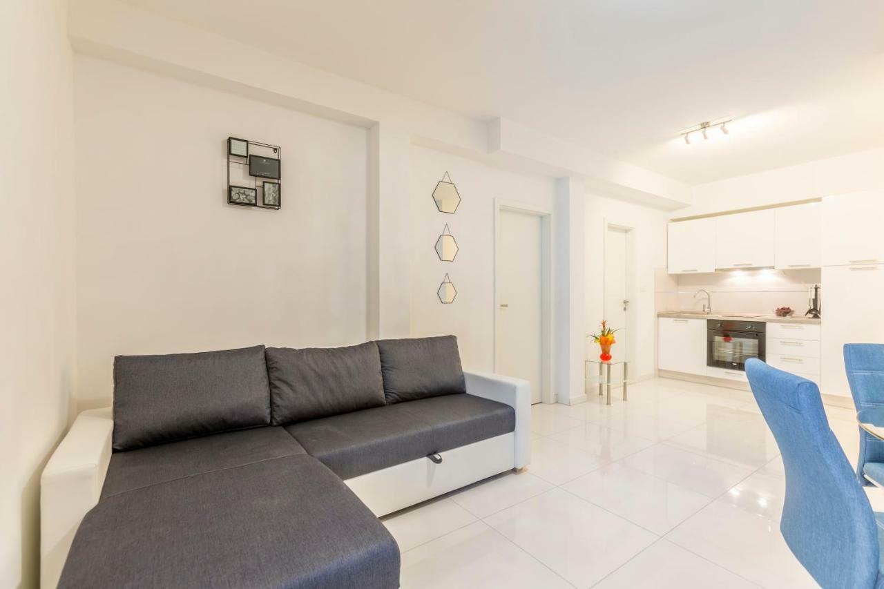 Apartments Karlo Podstrana Extérieur photo